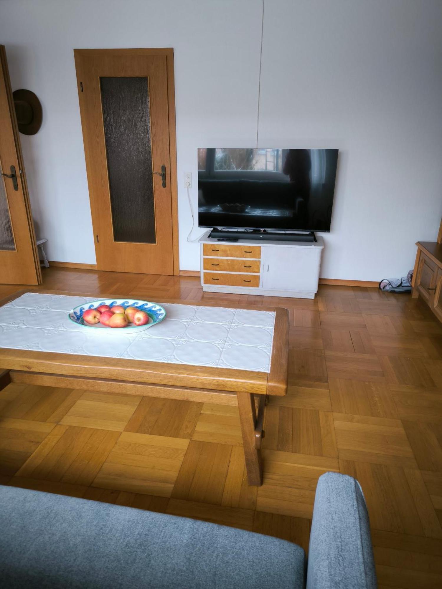 Ferienwohnung Aussichtsreich Kirchheim am Neckar Exterior foto