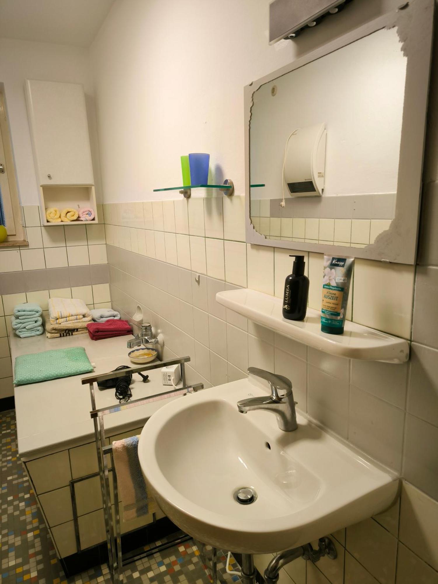 Ferienwohnung Aussichtsreich Kirchheim am Neckar Exterior foto