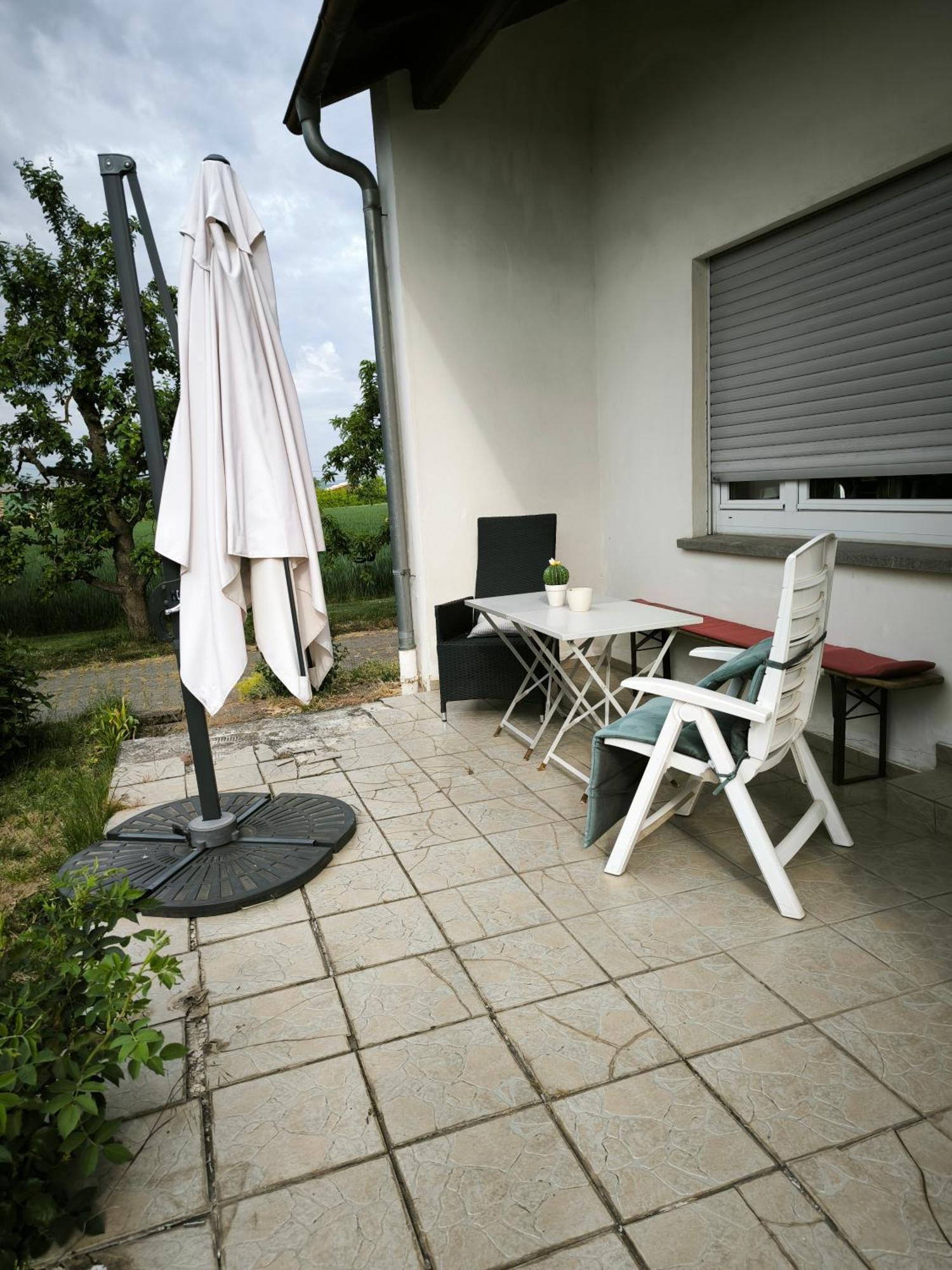 Ferienwohnung Aussichtsreich Kirchheim am Neckar Exterior foto